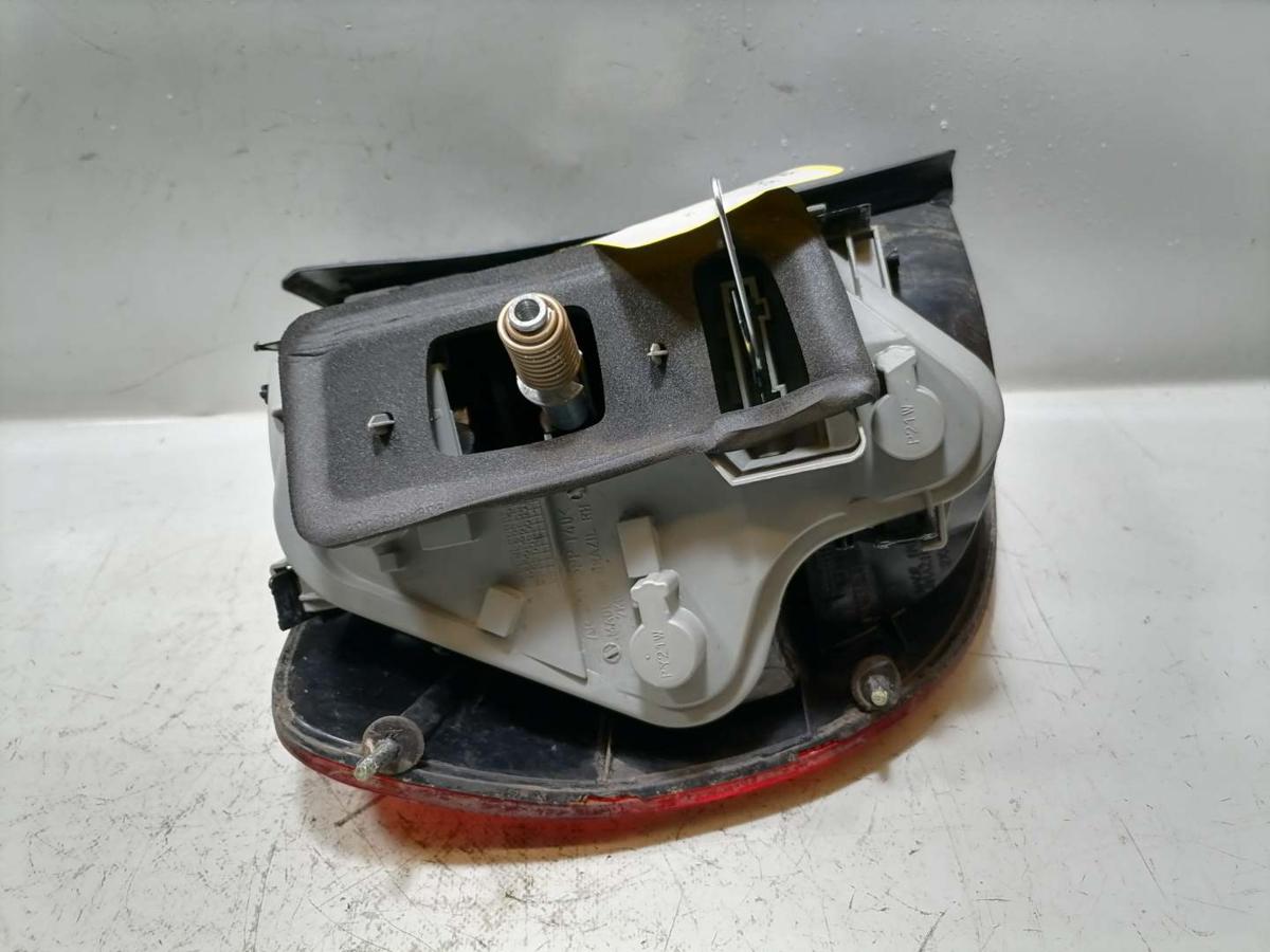 VW Fox original R&uuml;cklicht R&uuml;ckleuchte Schlussleuchte rechts Bj.2010